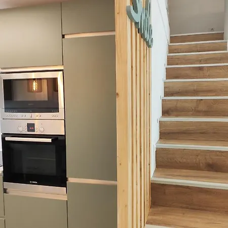 Superbe Cosy Duplex T3 Charpenne Tete D'or Avec Parking Prive Gratuit *